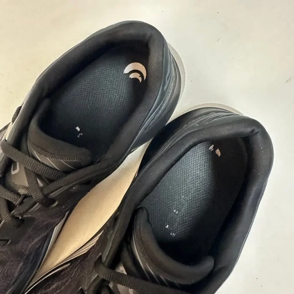 VERY GOOD Topo Men's Ultrafly 5 Running Walking Sneaker Black Charcoal Gray 12.5